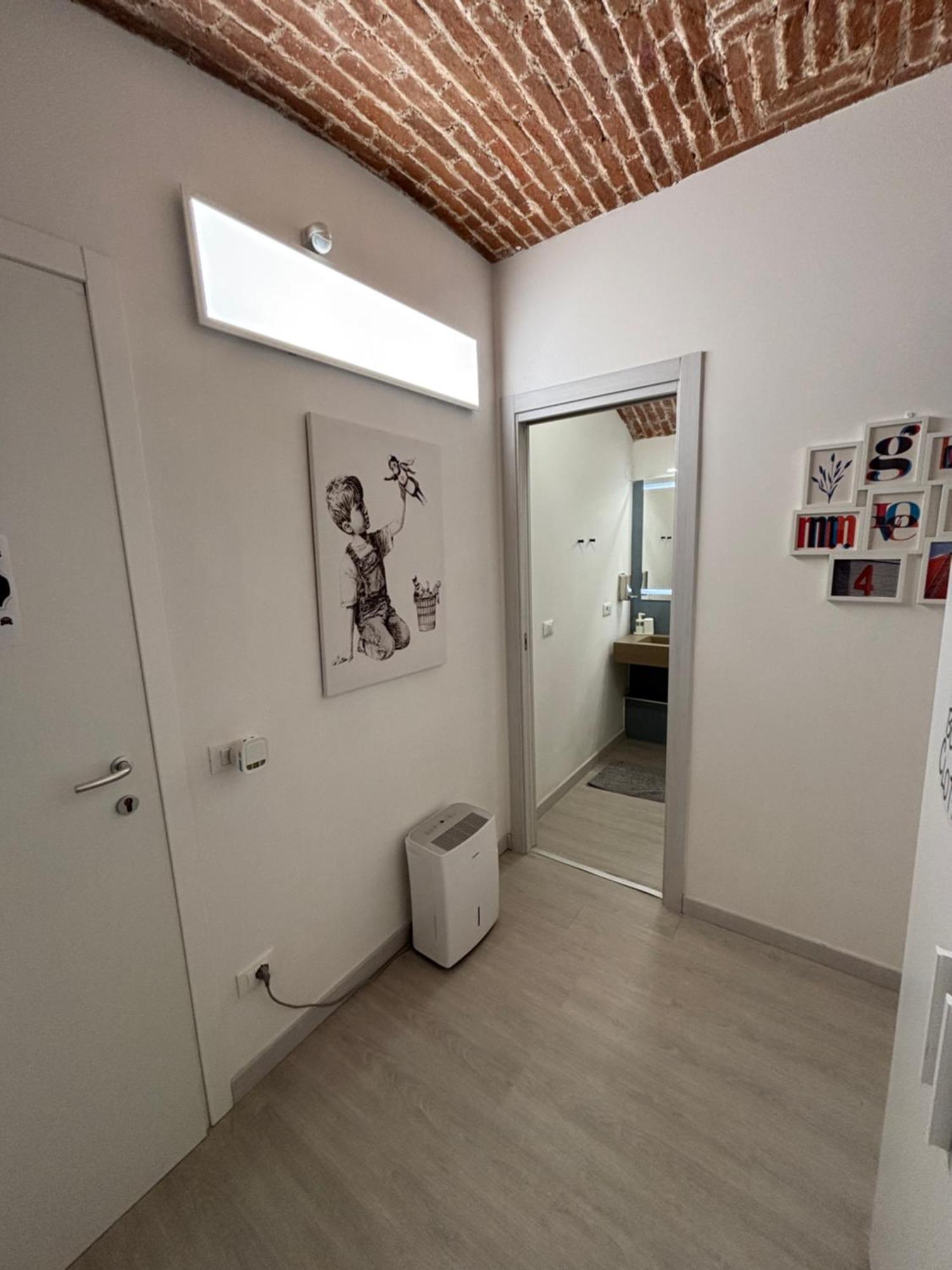 La Vecchia Milano-Les Nubles Vannucci - Il Ballatoio E Il Cortile Exterior foto